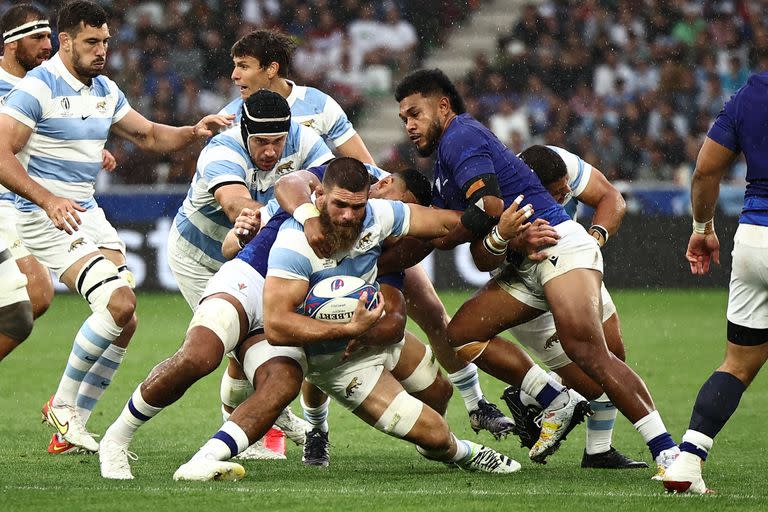 El seleccionado argentino aún no pudo encontrar regularidad en el juego y sufrió en cada presentación