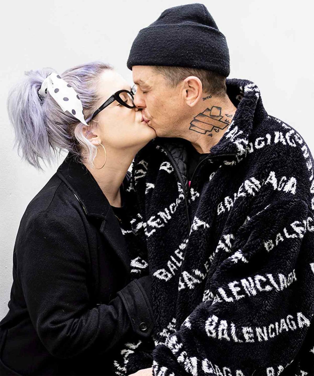 Kelly Osbourne celebrates Valentine’s Day with a kiss from her “soulmate” Sid Wilson