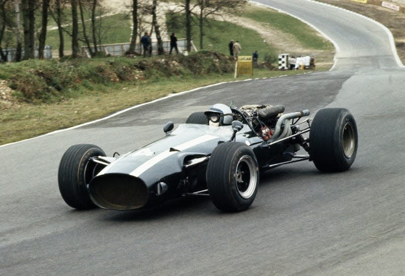 Pedro Rodriguez drives the #4 Cooper-Maserati T81 during the Daily Mail Race of Champions on 12 March 1967 at Brands Hatch