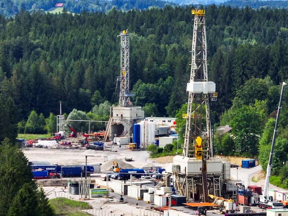  Calgary-based Eavor Technologies Inc.’s drilling operation on their geothermal project near the town of Geretsried, Germany.