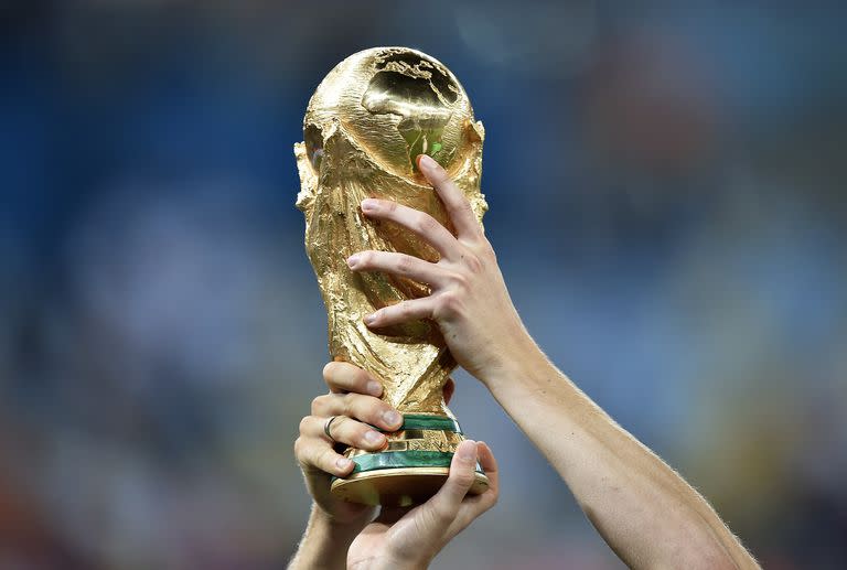 El sueño de todos los futboleros; la copa del mundo de la FIFA