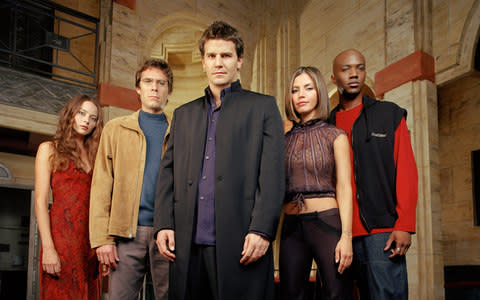 Amy Acker, Alexis Denisof, David Boreanaz, Charisma Carpenter and J. August Richards in Angel - Credit: Fox Television