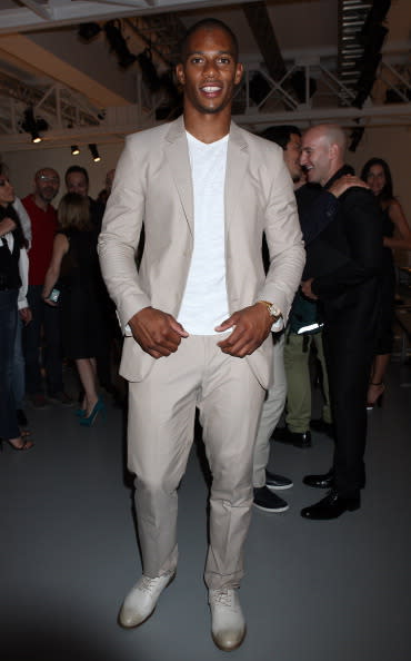 <div class="caption-credit"> Photo by: WireImage</div><div class="caption-title">International man of fashion</div>Cruz is also the only <i>Latino</i> included in 2012's Vanity Fair International Best Dressed List. Seen here at Milan's Menswear Fashion week, the football champ is showing a consistent awareness of fashion and mature sense of style.