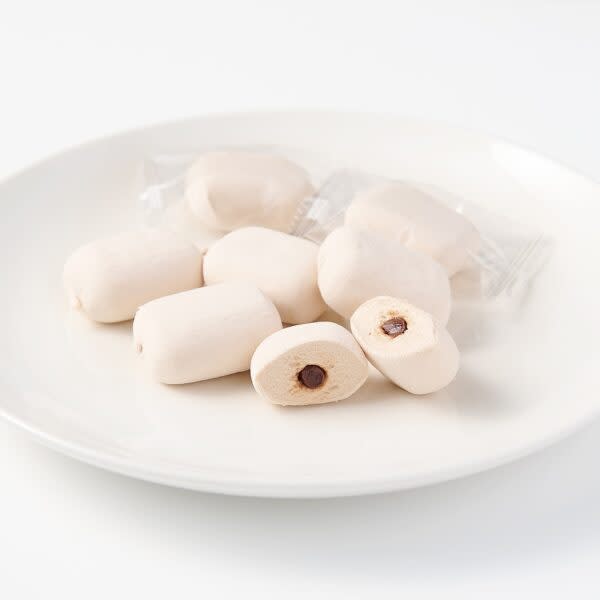 muji - marshmallows with chocolate filling