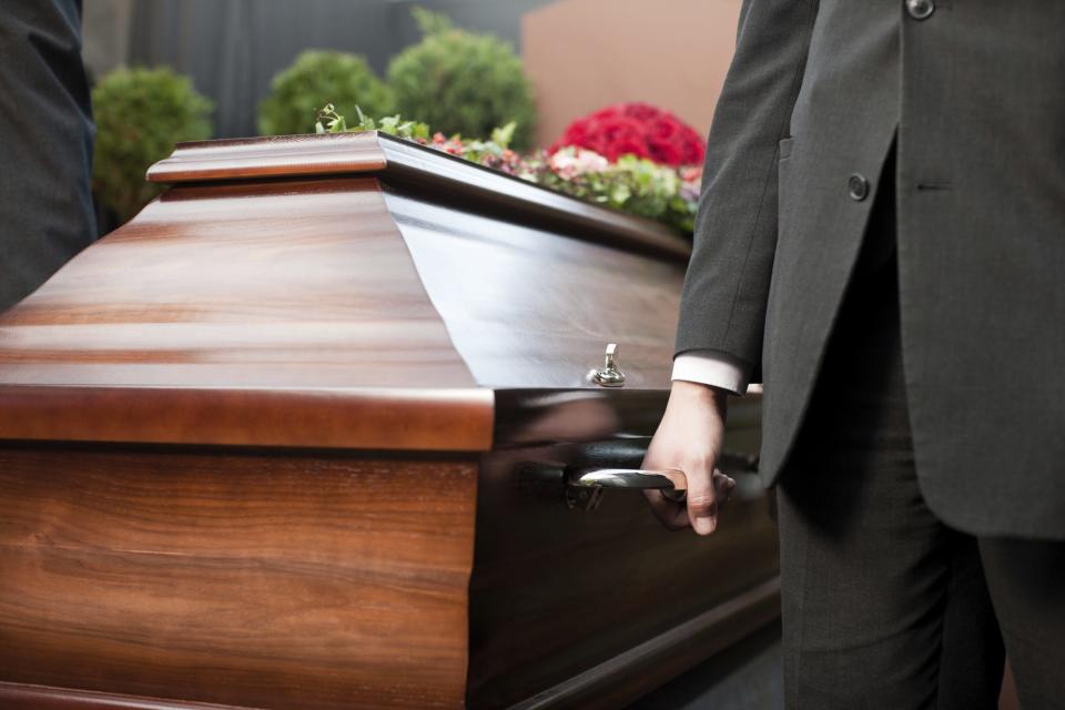 
Planning ahead for funeral allows you to choose the specific items you want and need, and compare the prices offered by several funeral providers.
