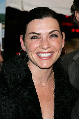 Julianna Margulies at the NY premiere of Paramount's Elizabethtown