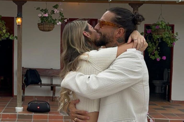 El costoso regalo que Maluma le dio por a su novia por un nuevo aniversario de su nacimiento (Foto: Instagram/@maluma)