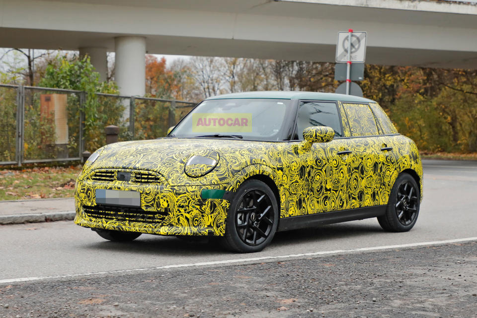 <p>Recent prototypes of the combustion engine MINI Cooper 5-door have revealed significant details with the removal of camouflage around the head and taillights, bumper, and grille. The exposed grille provides a view of production details, offering a clear look at the forthcoming model's design. The model is expected to launch in 2024 as a<strong> 2025</strong> model. </p>