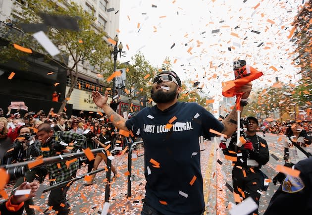 Giants closer Sergio Romo detained at Las Vegas airport