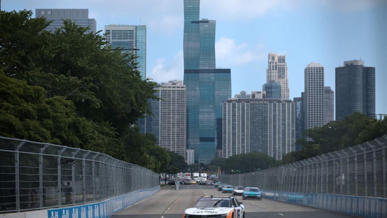 Streets around Grant Park begin reopening overnight after NASCAR