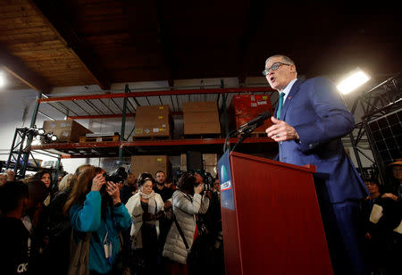 Washington state Governor Inslee speaks during a news conference to announce his decision to seek the Democratic Party's nomination for president in 2020 at A&R Solar in Seattle, Washington, U.S., March 1, 2019. REUTERS/Lindsey Wasson