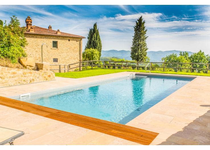 With a pretty pool and separate sitting rooms and kitchens on each floor, Villa I Gigli is the ideal property to share with friends - Villa I Gigli; Oliver's Travels