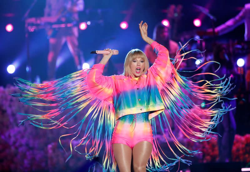 FILE PHOTO: Taylor Swift performs at the iHeartRadio Wango Tango concert in Carson