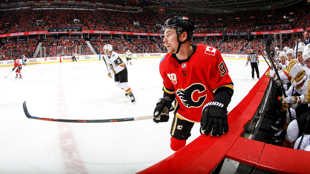 CALGARY, AB - MARCH 08: Sam Bennett #93 of the Calgary Flames skates against the Vegas Golden Knights on March 8, 2020 at the Scotiabank Saddledome in Calgary, Alberta, Canada. (Photo by Gerry Thomas/NHLI via Getty Images)