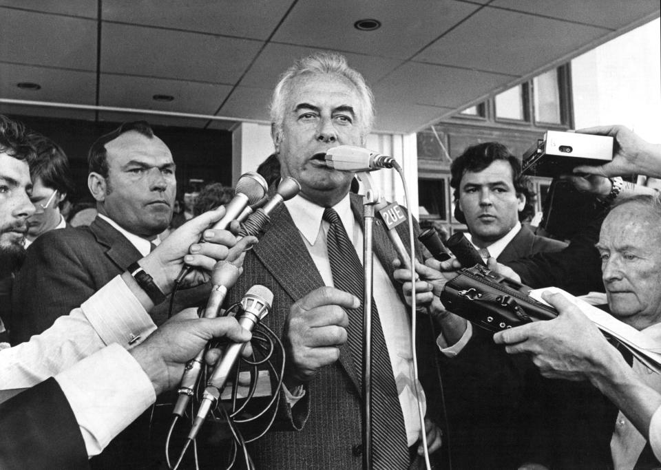 CANBERRA, AUSTRALIA - NOVEMBER 11: (EUROPE AND AUSTRALASIA OUT) Former Prime Minister Gough Whitlam faces the media on the steps of Parliament House in Canberra, Australian Capital Territory following the dismissal of his government by Governor-General Sir John Kerr. (Photo by Graeme Thomson/Newspix/Getty Images)