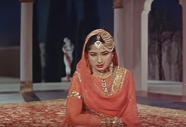 Pakeezah: One of her best performances, ‘Pakeezah’ is a 1972 Indian film, written and directed by Kamal Amrohi. The film tells the story of a Lucknawi courtesan played by actress Meena Kumari. Meena Kumari died shortly after the film was completed.