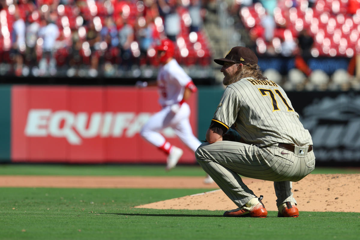 Old-school Padres-themed Home Run Derby jerseys are awesome