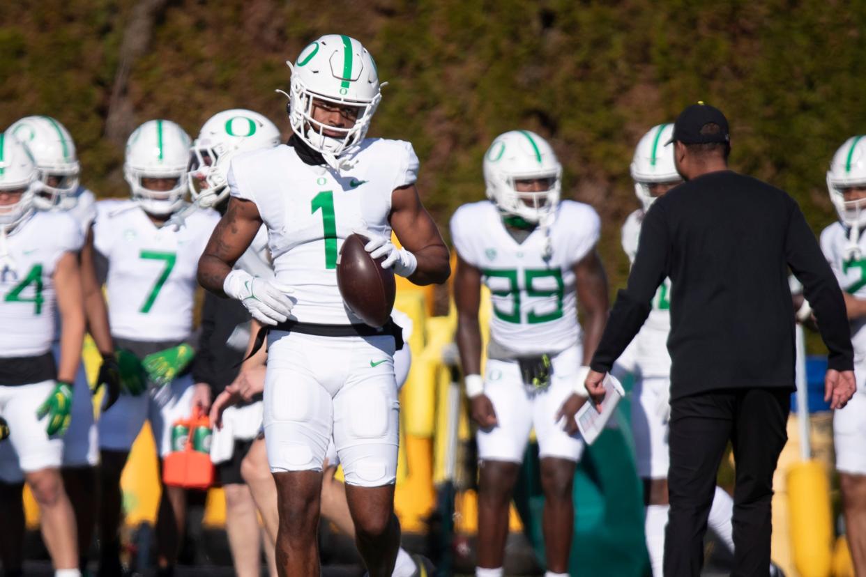 Oregon wide receiver Traeshon Holden works out during practice with the Oregon Ducks Tuesday, April 2, 2024 in Eugene, Ore.