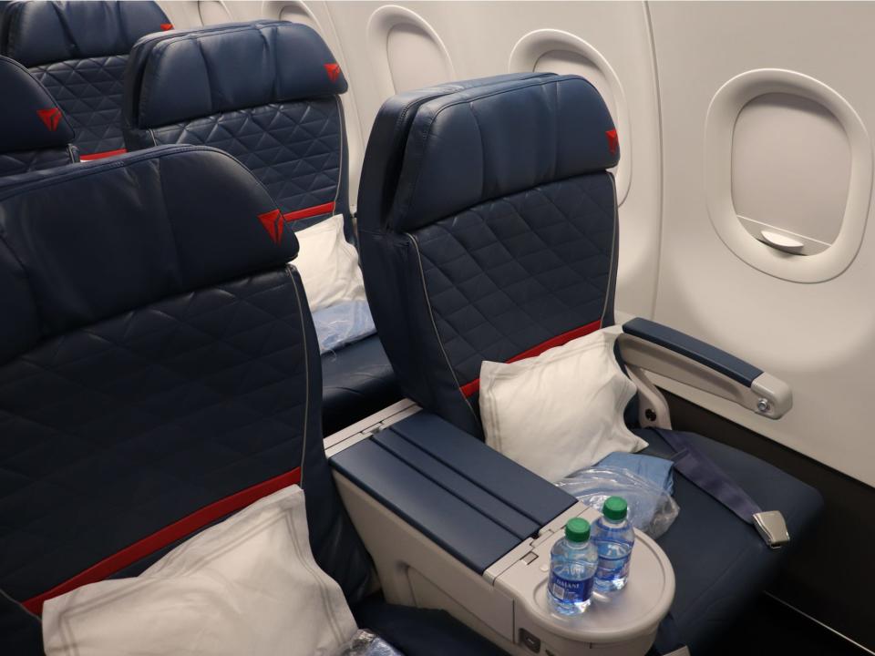 Delta Elite Status Day Trip - Airbus A321 first class