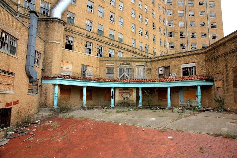 Baker Hotel, TX