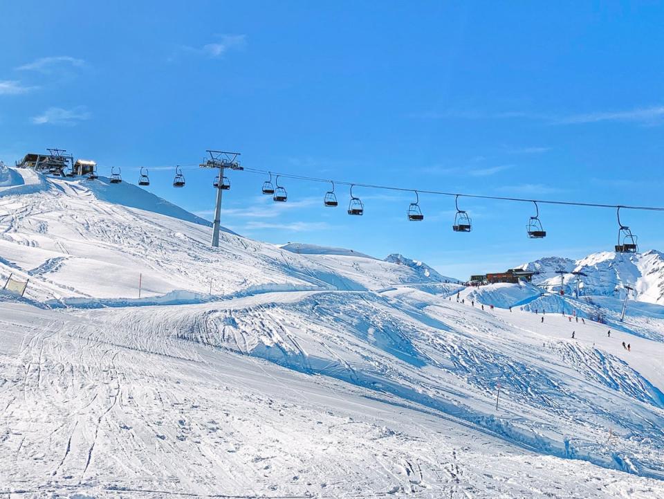 Fast, wide pistes in Sauze d’Oulx are ideal for novice skiers to improve their slope skills   (Getty Images/iStockphoto)