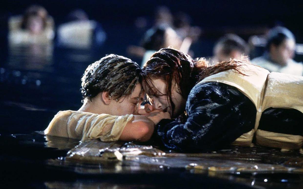 Kate Winslet floating on the panel in the film Titanic -  