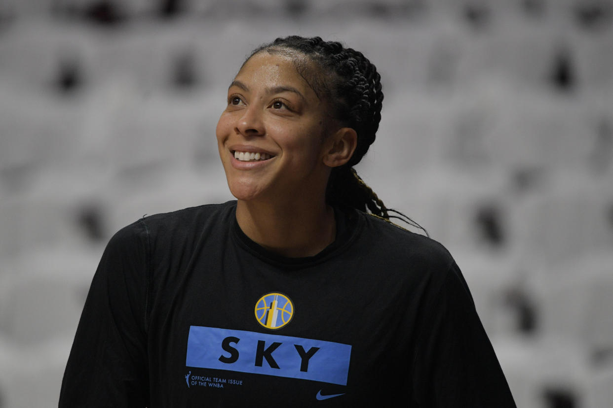 UNCASVILLE, CT - SEPTEMBER 04: Chicago Sky forward Candace Parker (3) looks on during shootaround prior to Game 3 of the Semifinals of the WNBA Playoffs between the Chicago Sky and the Connecticut Sun on September 4, 2022, at Mohegan Sun Arena in Uncasville, CT. (Photo by Erica Denhoff/Icon Sportswire via Getty Images)