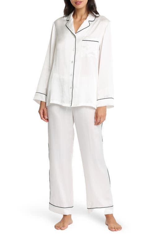 The Silk Pajamas Are Beyond Soft—and Perfect for Your Best Night's Sleep -  Yahoo Sports
