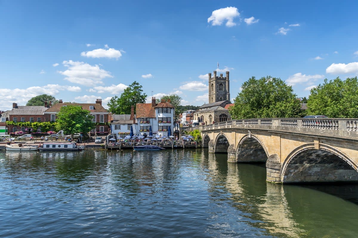 Henley-on-Thames is one of several scenic towns in Oxfordshire (Getty Images/iStockphoto)