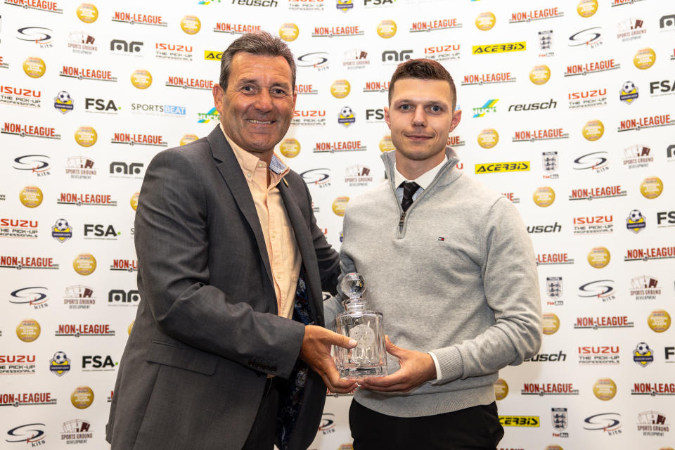 Paul Hodges won the Huck Nets Goal of the Season at the Non-League Paper’s National Game Awards in association with Isuzu.
