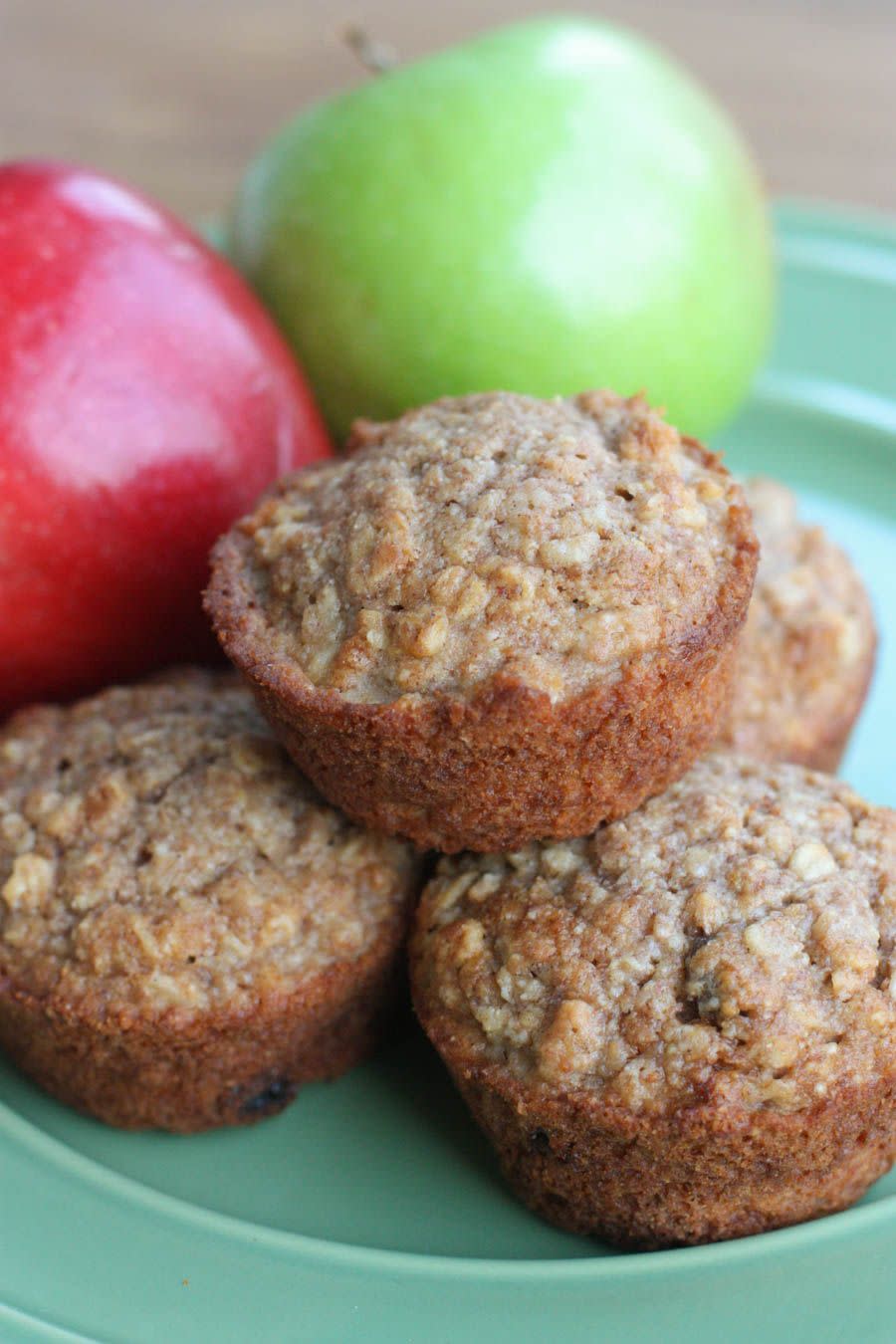 Applesauce Oat Muffins