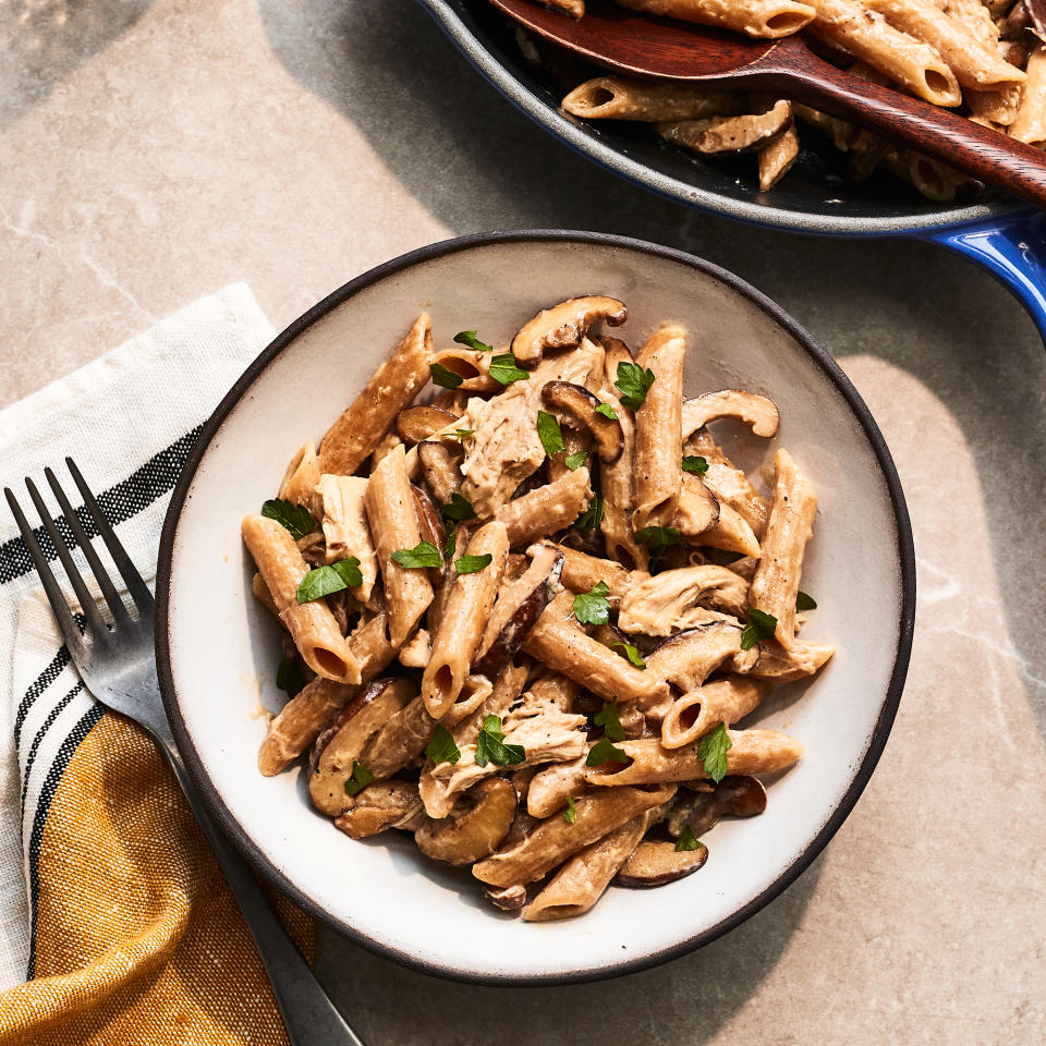 One-Pot Creamy Chicken & Mushroom Pasta