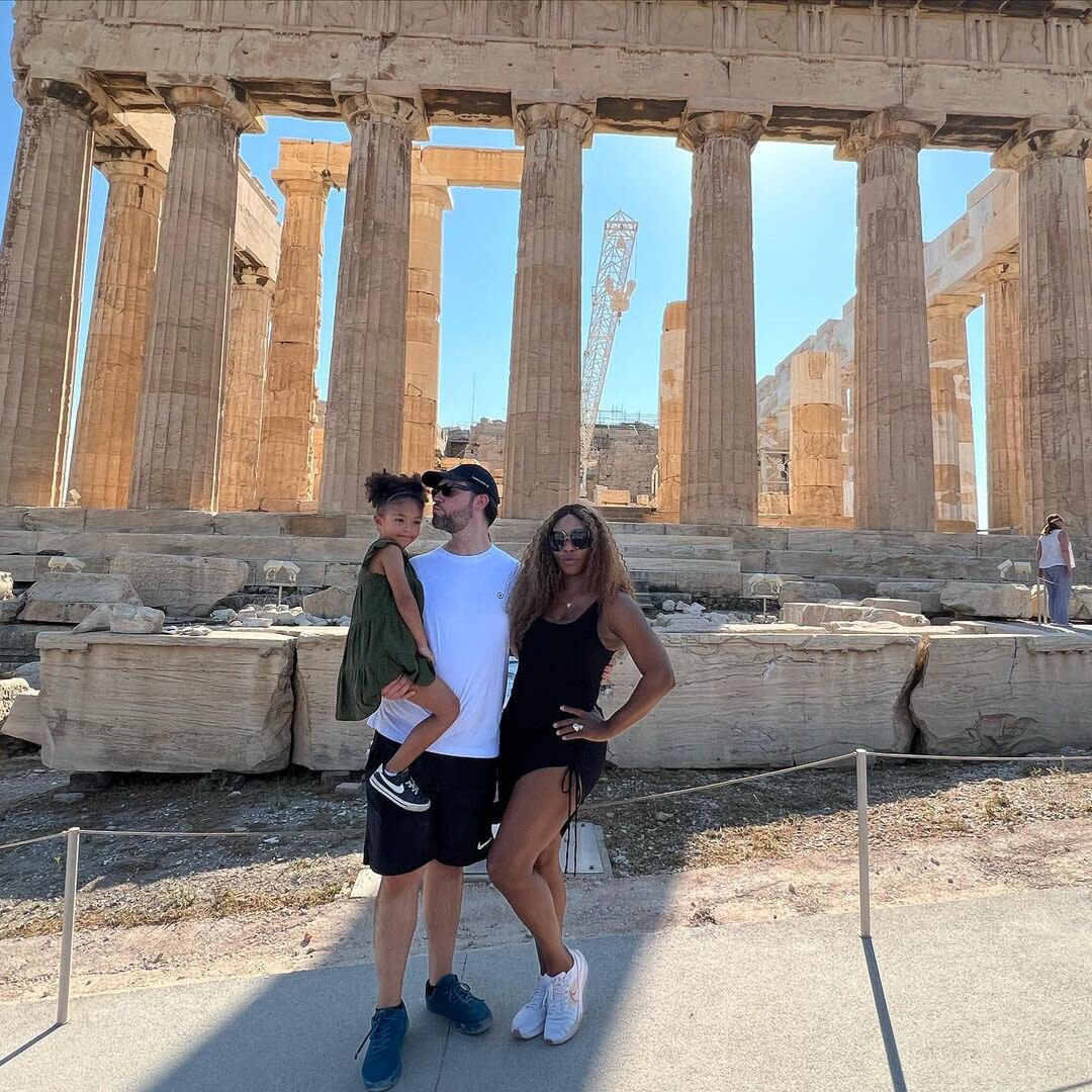 Serena Williams with family in Greece