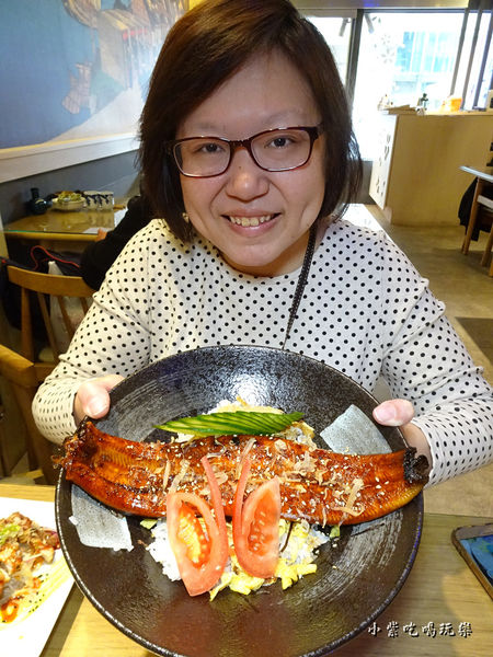 霸氣鰻魚丼 (4)5.jpg