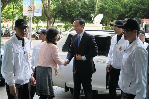 傳參選區域立委 朱立倫:盼洪秀柱全國輔選