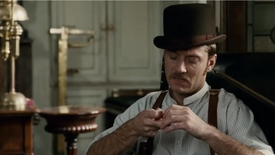 Jude Law in Sherlock Holmes.