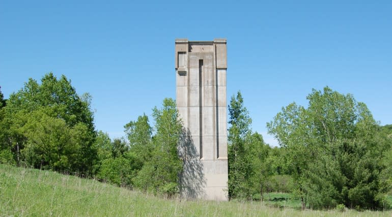 RA top ten tour the dam near LaFarge 5