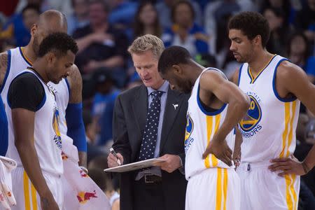 March 27, 2016; Oakland, CA, USA; Golden State Warriors head coach Steve Kerr instructs his team against the Philadelphia 76ers during the fourth quarter at Oracle Arena. Kyle Terada-USA TODAY Sports