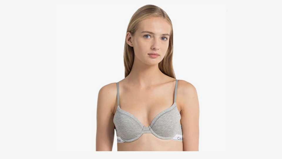 Brasier Calvin Klein para mujer. (Foto: amazon)