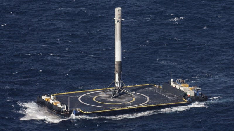 A Falcon 9 booster stage following its landing atop the SpaceX droneship Of Course I Still Love You. - Photo: NASA