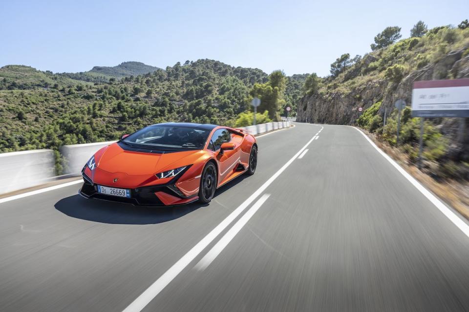 2023 Lamborghini Huracán Tecnica - Photos From Every Angle