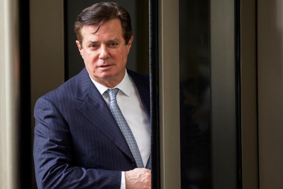 Manafort plea live updates: Former Trump aide appears in court and pleads guilty after cooperation deal to avoid trial in Mueller Russia investigation