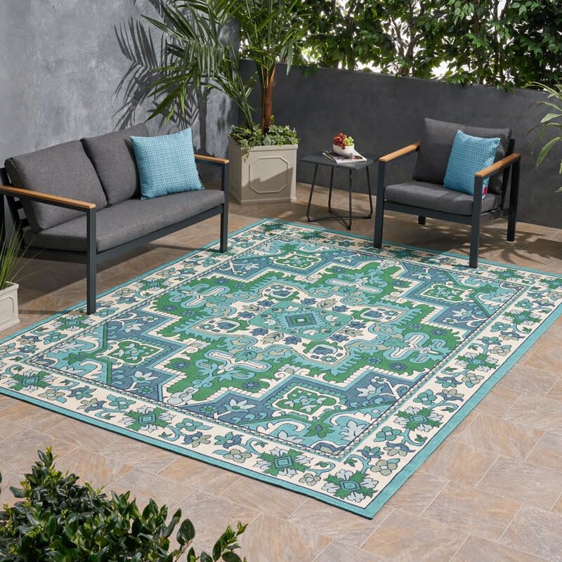 Charlton Home Mullinax Oriental Area Rug