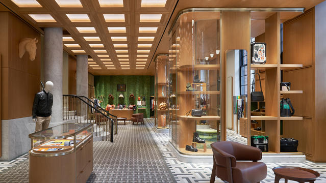 Hermès: Hermès Reopens The Doors To Its Flagship Store In Milan - Luxferity