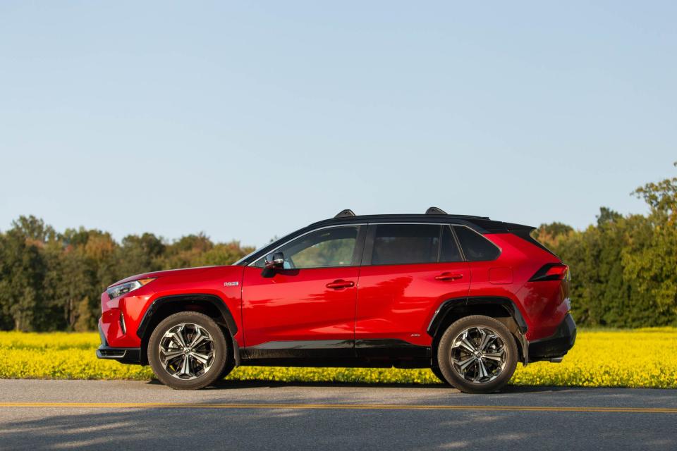 2021 Toyota RAV4 XSE AWD_KL_7