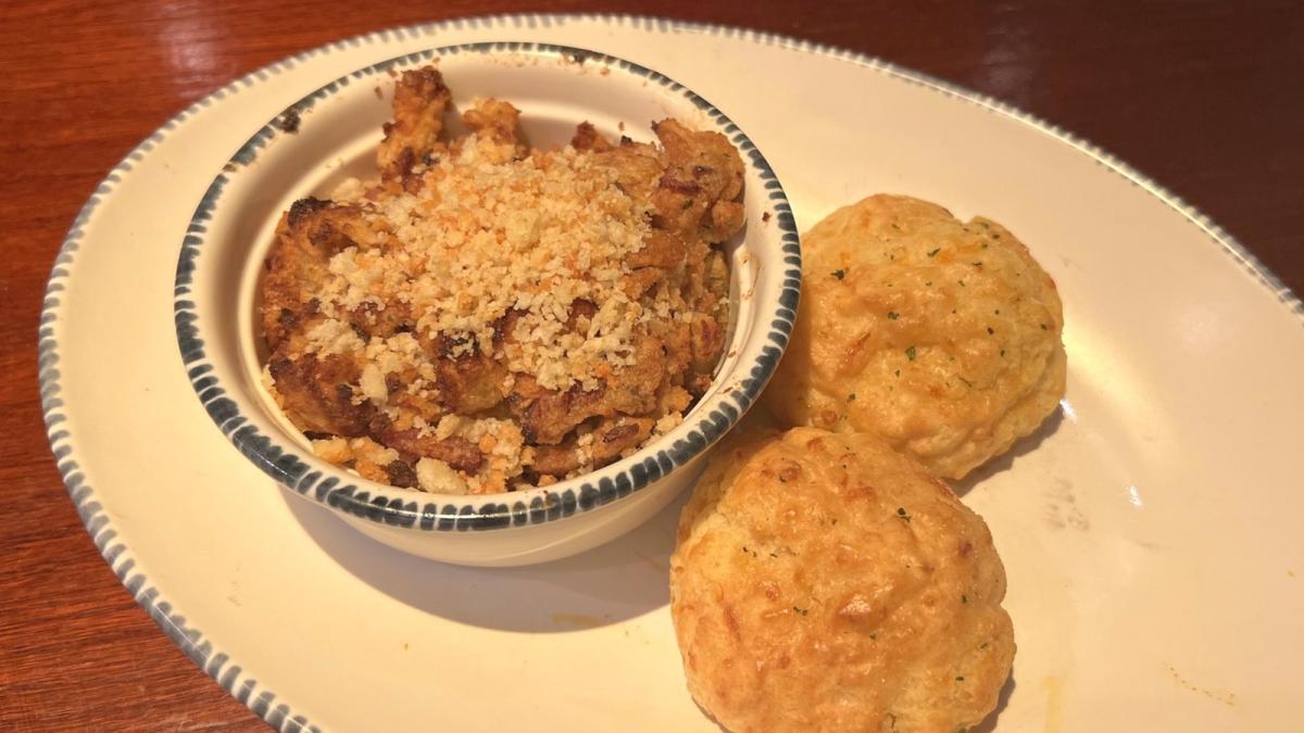 Red Lobster Shared A Cheddar Bay Biscuit Stuffing Recipe