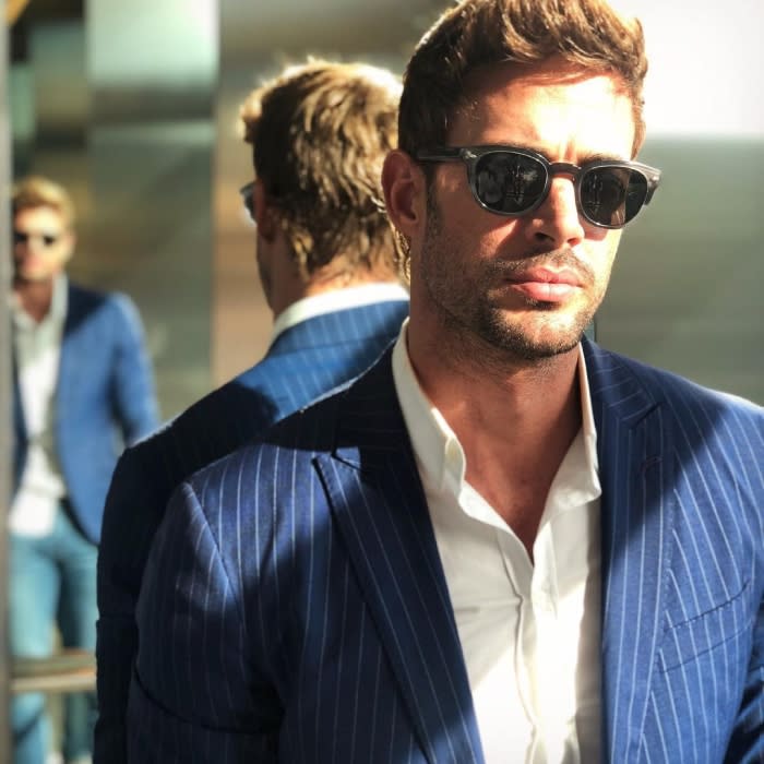 El bonito gesto de William Levy con dos trabajadoras de Cafe con aroma de mujer