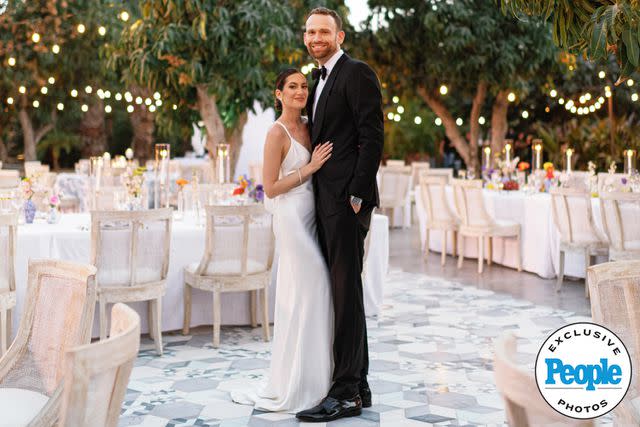 <p>ALEXA COLLINS, DUDETTE PHOTOGRAPHY</p> CNN's Elizabeth Wagmeister marries Michael Sigall on March 17 in Los Cabos.