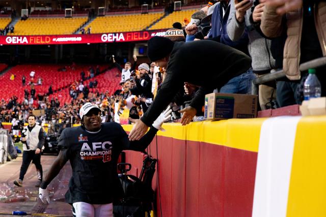 Cincinnati Bengals wide receiver Ja'Marr Chase named NFL Offensive Rookie  of the Year