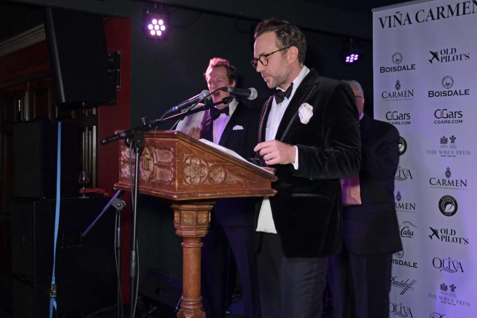 Rafe Spall accepts his award at the Boisdale Cigar Smoker of The Year Awards (Dave Benett/Getty Images)